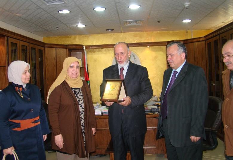 
<span>المنتدى العالمي يكرم المفكر الراحل عبدالحليم عويس</span>
