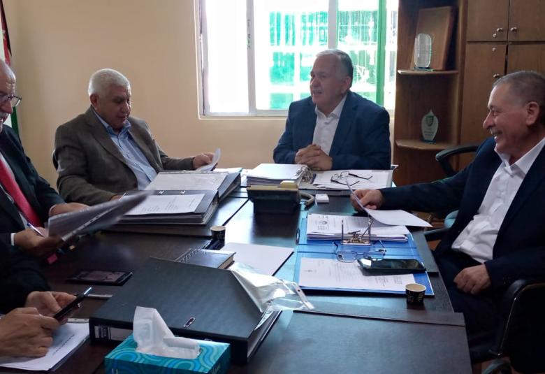 
<span>الهيئة الإدارية لمنتدى الوسطية للفكر والثقافة تعقد اجتماعها الدوري</span>
