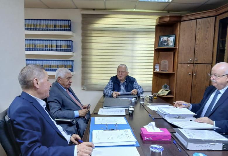 
<span>الهيئة الإدارية لمنتدى الوسطية للفكر والثقافة تعقد اجتماعها الدوري </span>
